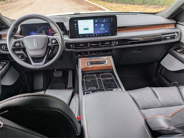 new 2025 Lincoln Aviator car, priced at $91,925