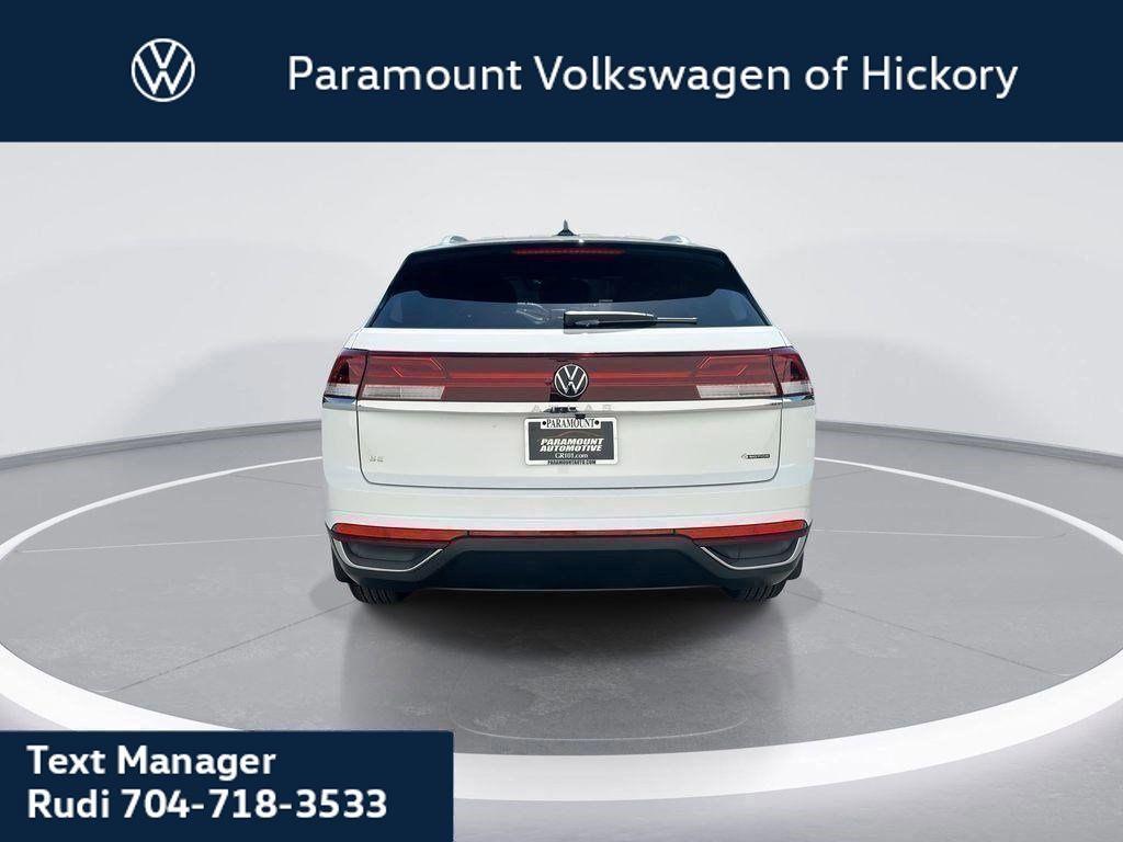 new 2025 Volkswagen Atlas Cross Sport car, priced at $39,011