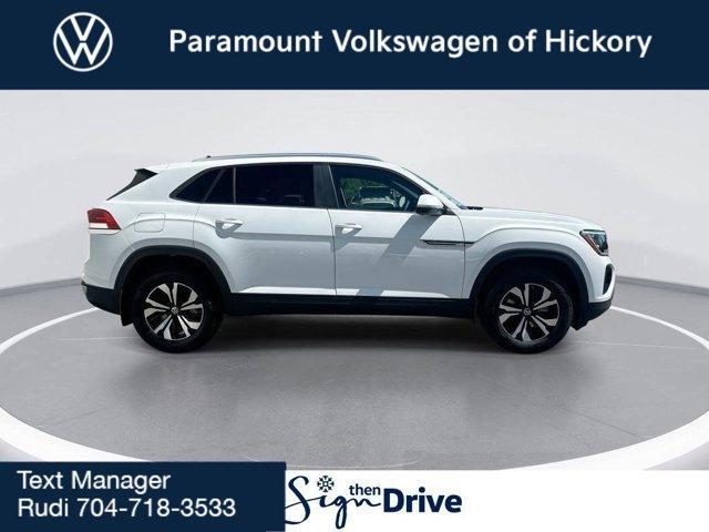 new 2025 Volkswagen Atlas Cross Sport car, priced at $37,499