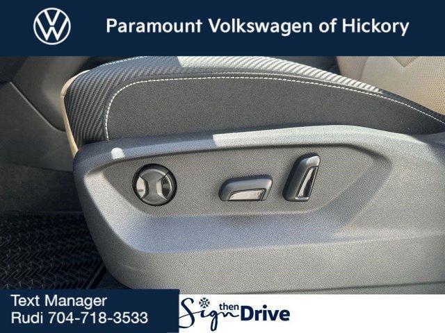 new 2025 Volkswagen Atlas Cross Sport car, priced at $37,499