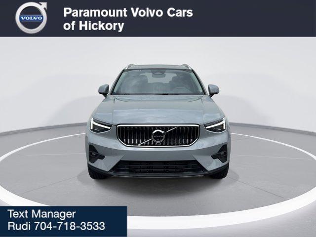 new 2025 Volvo XC40 car, priced at $48,315