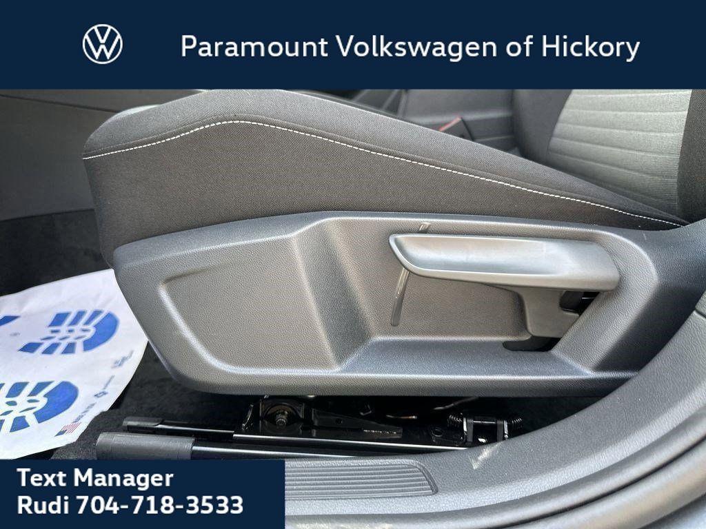 new 2025 Volkswagen Jetta car, priced at $23,435