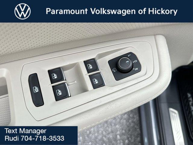 new 2025 Volkswagen Atlas car, priced at $57,240