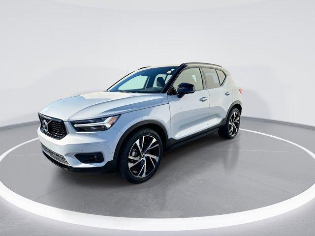 used 2022 Volvo XC40 car, priced at $32,900