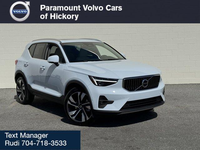 new 2024 Volvo XC40 car, priced at $50,000