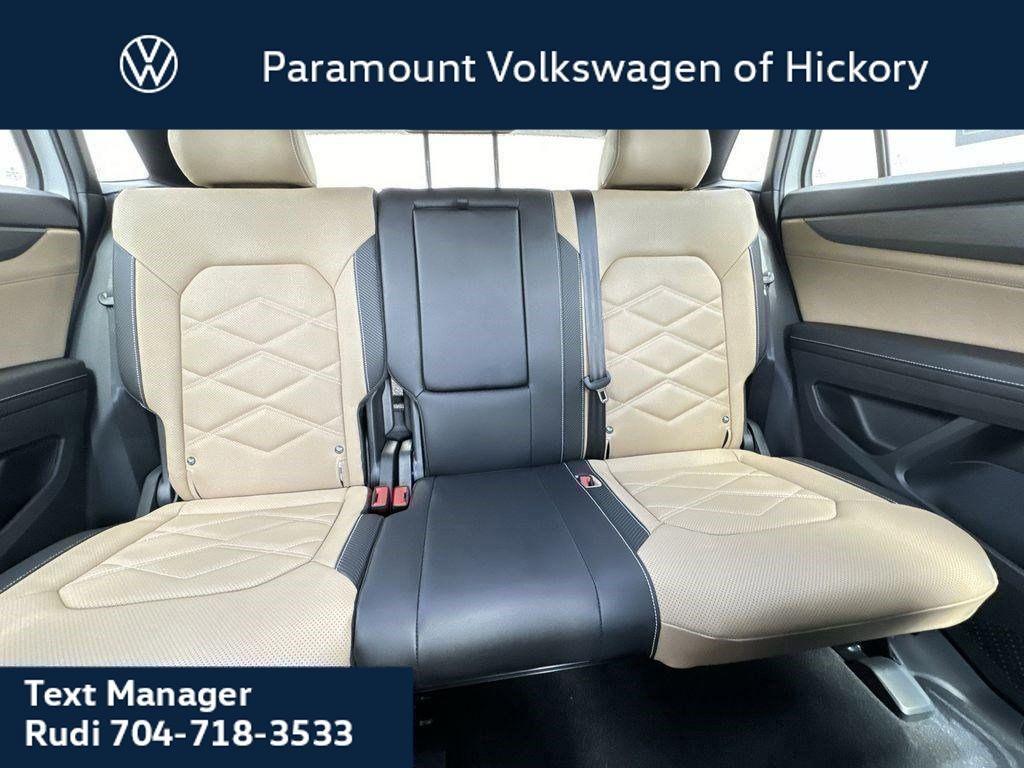 new 2025 Volkswagen Atlas Cross Sport car, priced at $39,011