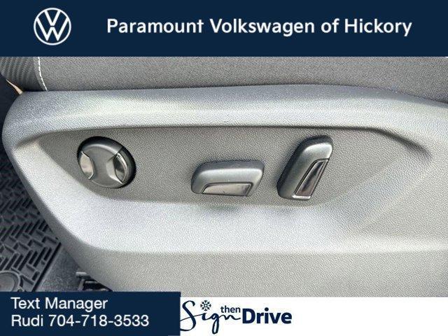 new 2025 Volkswagen Atlas Cross Sport car, priced at $39,011