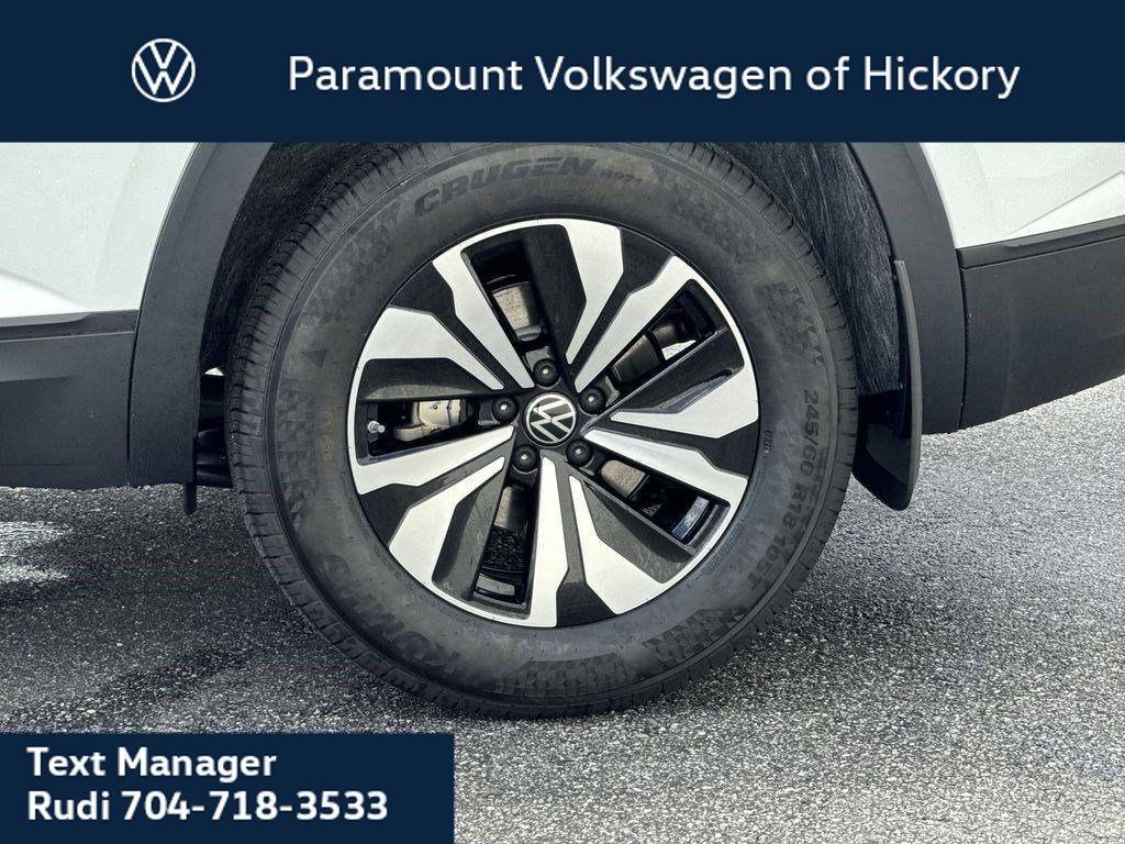 new 2025 Volkswagen Atlas Cross Sport car, priced at $39,011