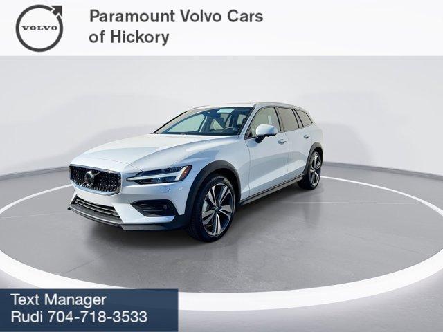 new 2025 Volvo V60 Cross Country car, priced at $54,225