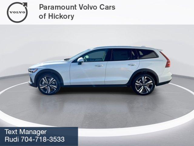 new 2025 Volvo V60 Cross Country car, priced at $54,225