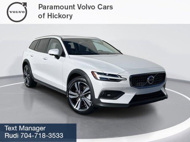 new 2025 Volvo V60 Cross Country car, priced at $54,225