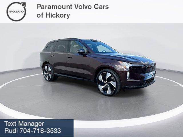 new 2025 Volvo EX90 car, priced at $95,140