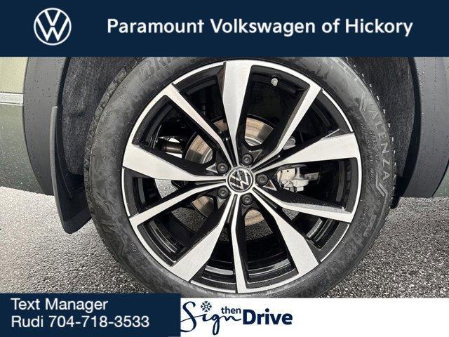 new 2026 Volkswagen Atlas car, priced at $56,674