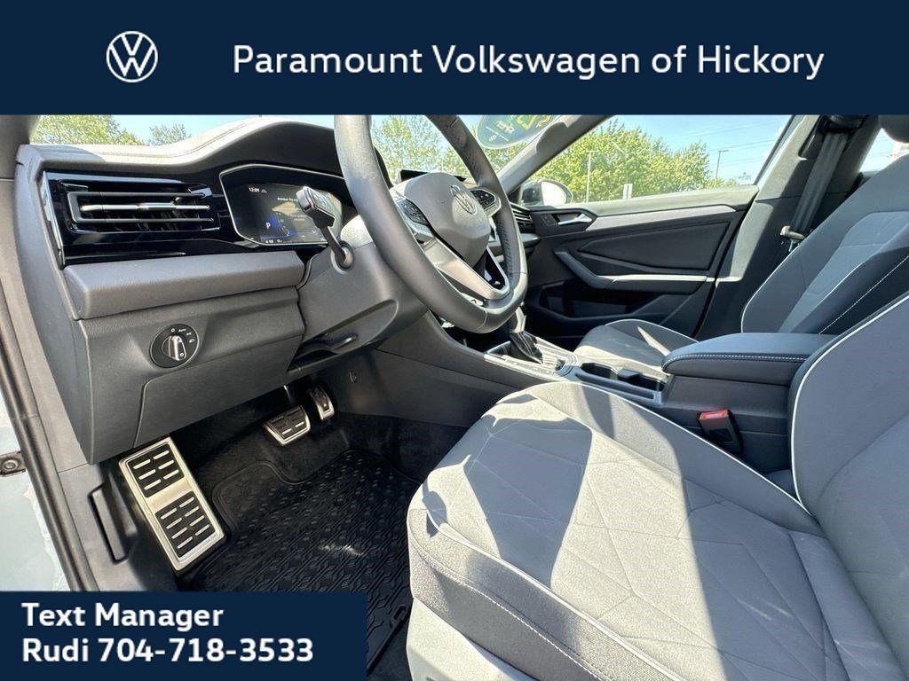 new 2025 Volkswagen Jetta car, priced at $25,981