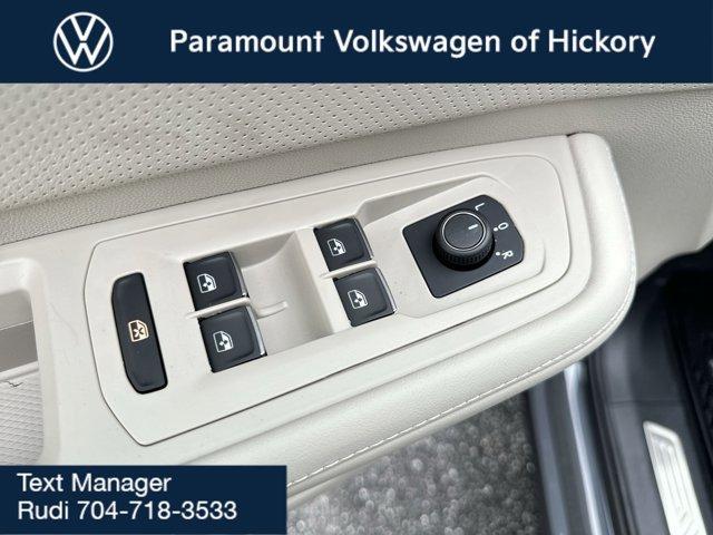 new 2025 Volkswagen Atlas car, priced at $48,587