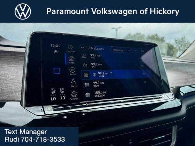 new 2025 Volkswagen Atlas car, priced at $53,736
