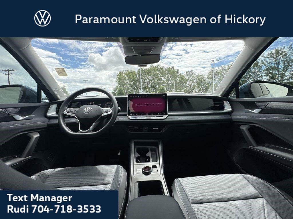 new 2025 Volkswagen Tiguan car, priced at $34,016