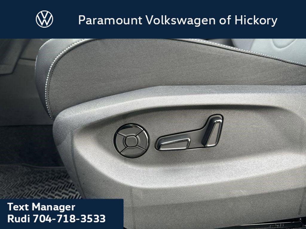 new 2025 Volkswagen Tiguan car, priced at $34,016