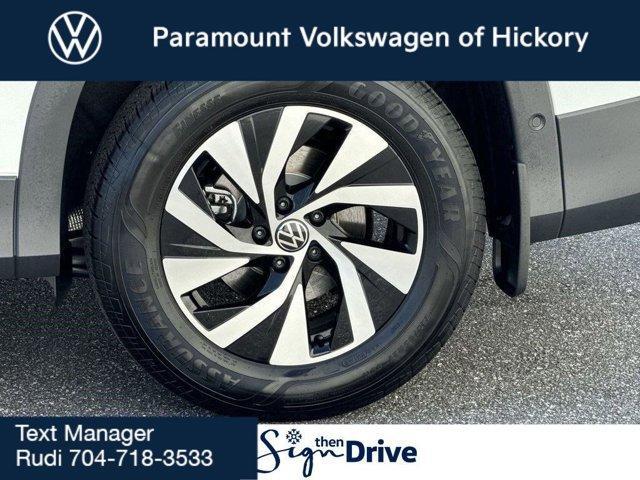 new 2025 Volkswagen Tiguan car, priced at $29,621