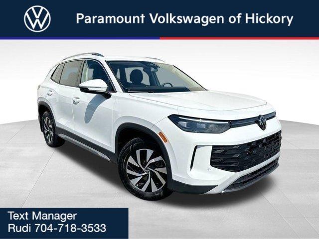 new 2025 Volkswagen Tiguan car, priced at $29,621