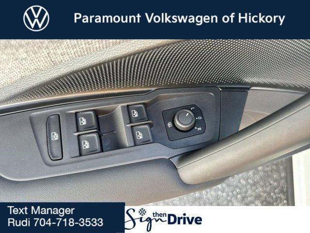 new 2025 Volkswagen Tiguan car, priced at $29,621