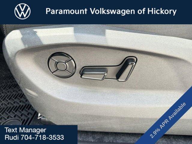 new 2025 Volkswagen Tiguan car, priced at $37,986