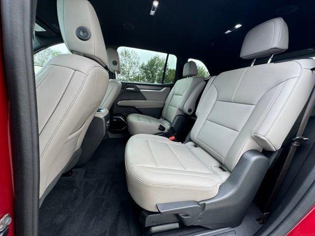 used 2024 GMC Acadia car, priced at $35,863