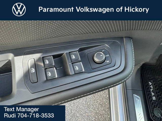 new 2026 Volkswagen Atlas car, priced at $45,848