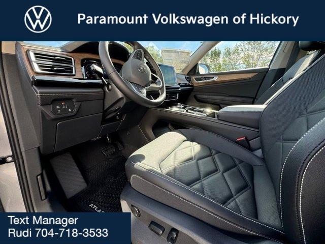 new 2026 Volkswagen Atlas car, priced at $45,848