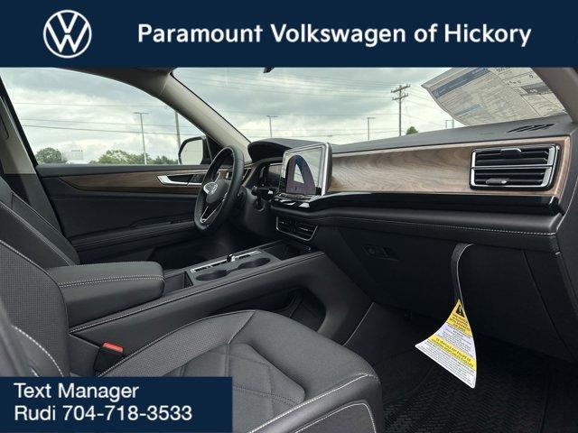 new 2025 Volkswagen Atlas car, priced at $42,457