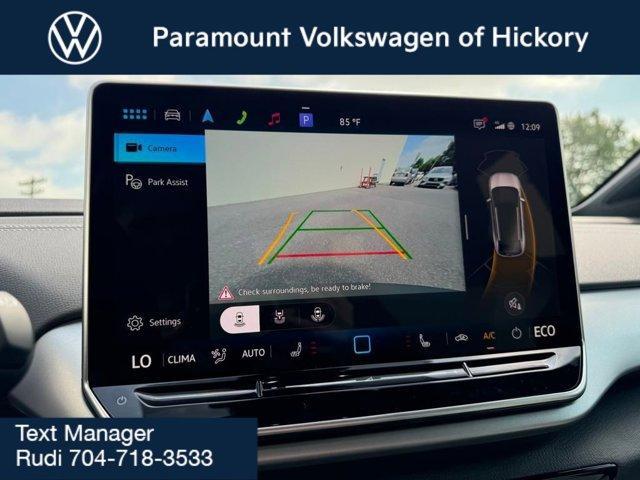 new 2025 Volkswagen ID.4 car, priced at $51,171