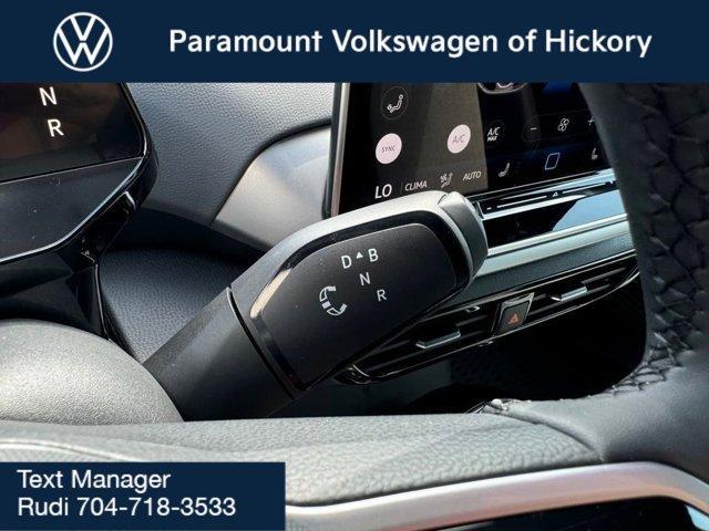 new 2025 Volkswagen ID.4 car, priced at $51,171