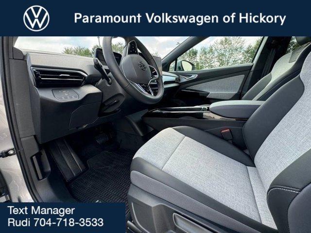 new 2025 Volkswagen ID.4 car, priced at $46,171
