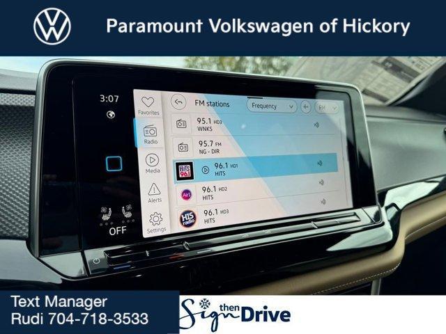 new 2026 Volkswagen Atlas Cross Sport car, priced at $52,233