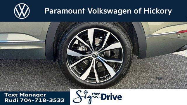 new 2026 Volkswagen Atlas car, priced at $56,611