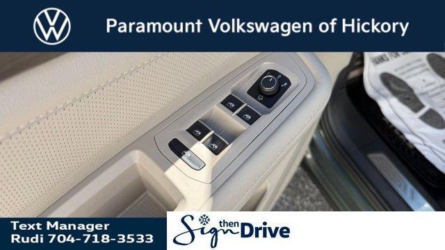 new 2026 Volkswagen Atlas car, priced at $56,611