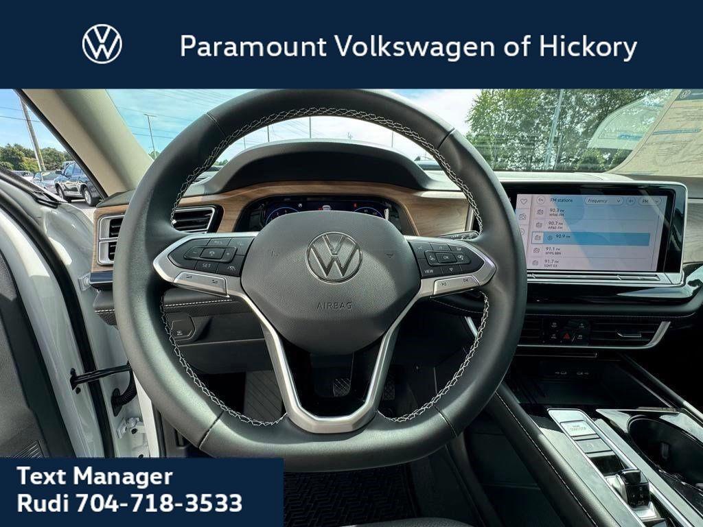 new 2026 Volkswagen Atlas car, priced at $43,189