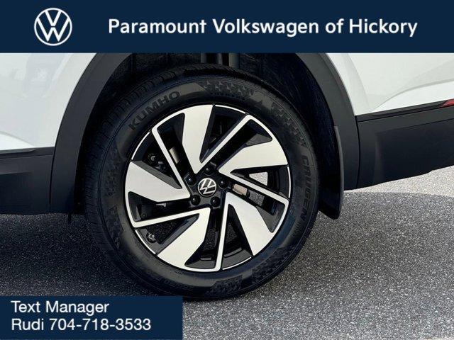 new 2026 Volkswagen Atlas car, priced at $43,189