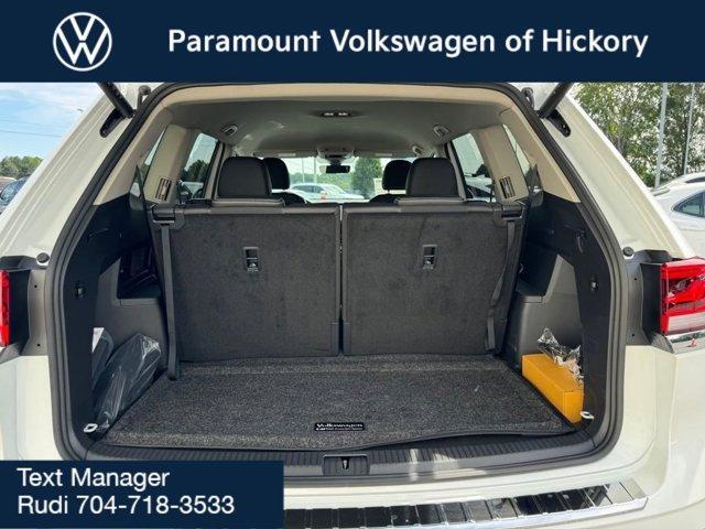 new 2026 Volkswagen Atlas car, priced at $43,189