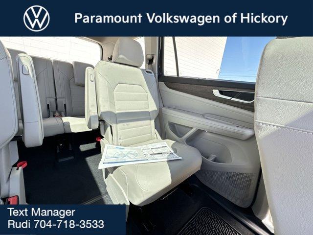 new 2025 Volkswagen Atlas car