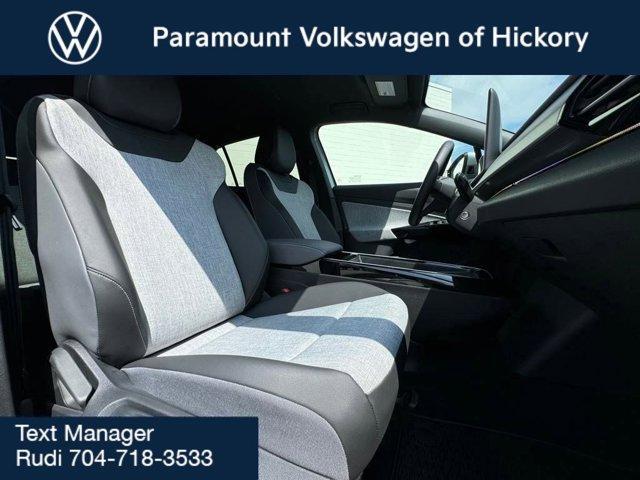 new 2025 Volkswagen ID.4 car, priced at $46,171