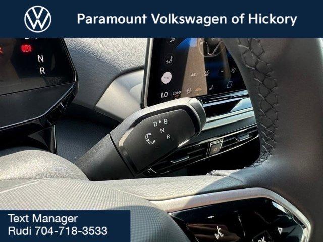 new 2025 Volkswagen ID.4 car, priced at $46,171