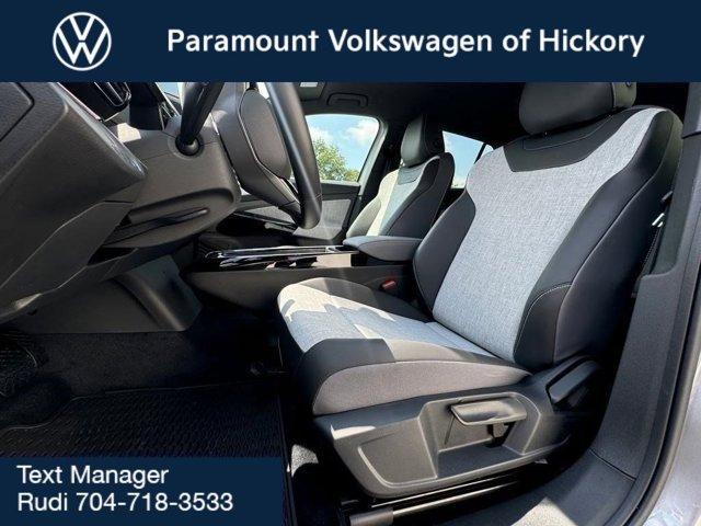 new 2025 Volkswagen ID.4 car, priced at $46,171