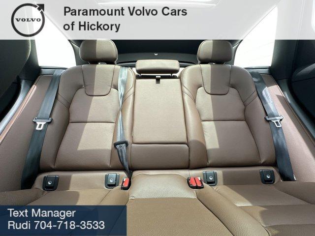 new 2025 Volvo XC60 car, priced at $55,360