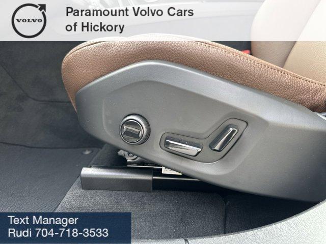 new 2025 Volvo XC60 car, priced at $55,360