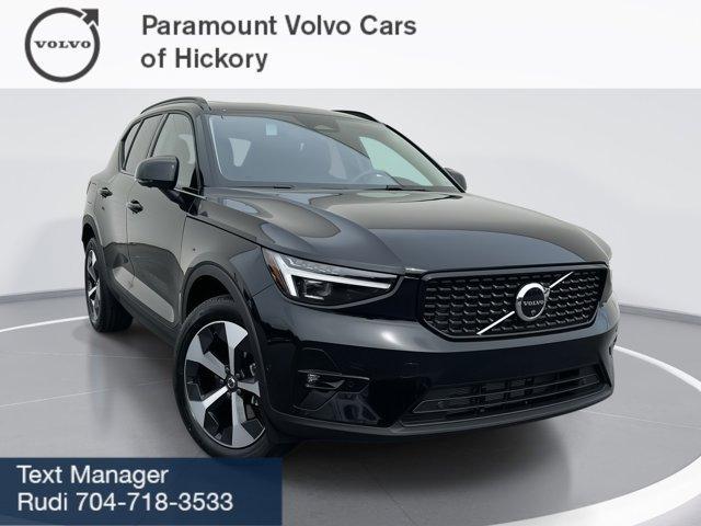 new 2025 Volvo XC40 car, priced at $48,315