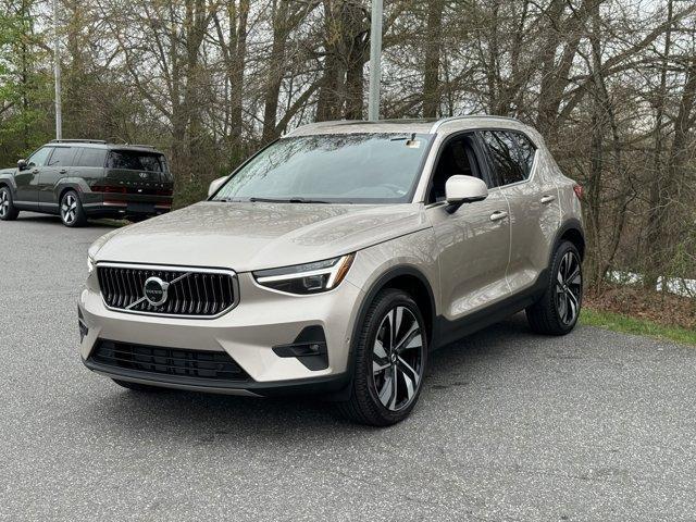 used 2024 Volvo XC40 car, priced at $44,406
