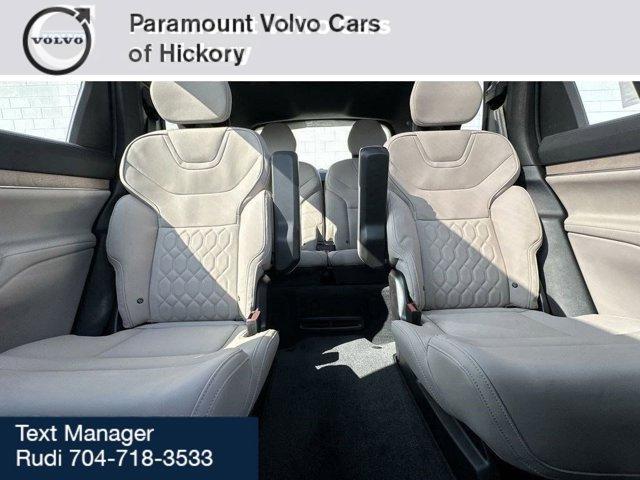 new 2025 Volvo EX90 car, priced at $90,140