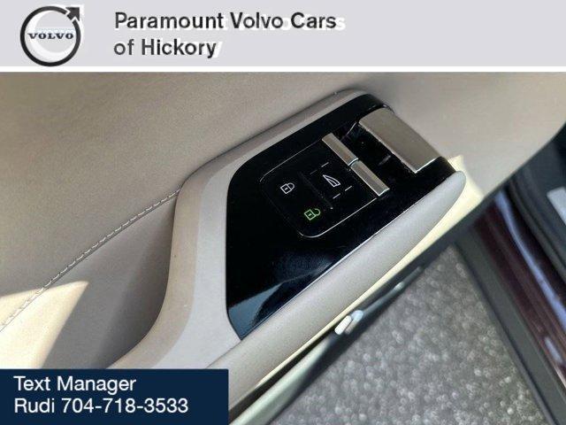 new 2025 Volvo EX90 car, priced at $90,140