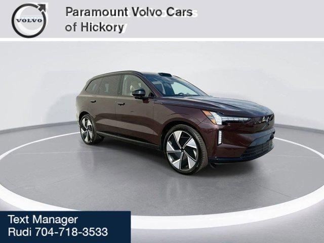 new 2025 Volvo EX90 car, priced at $90,140
